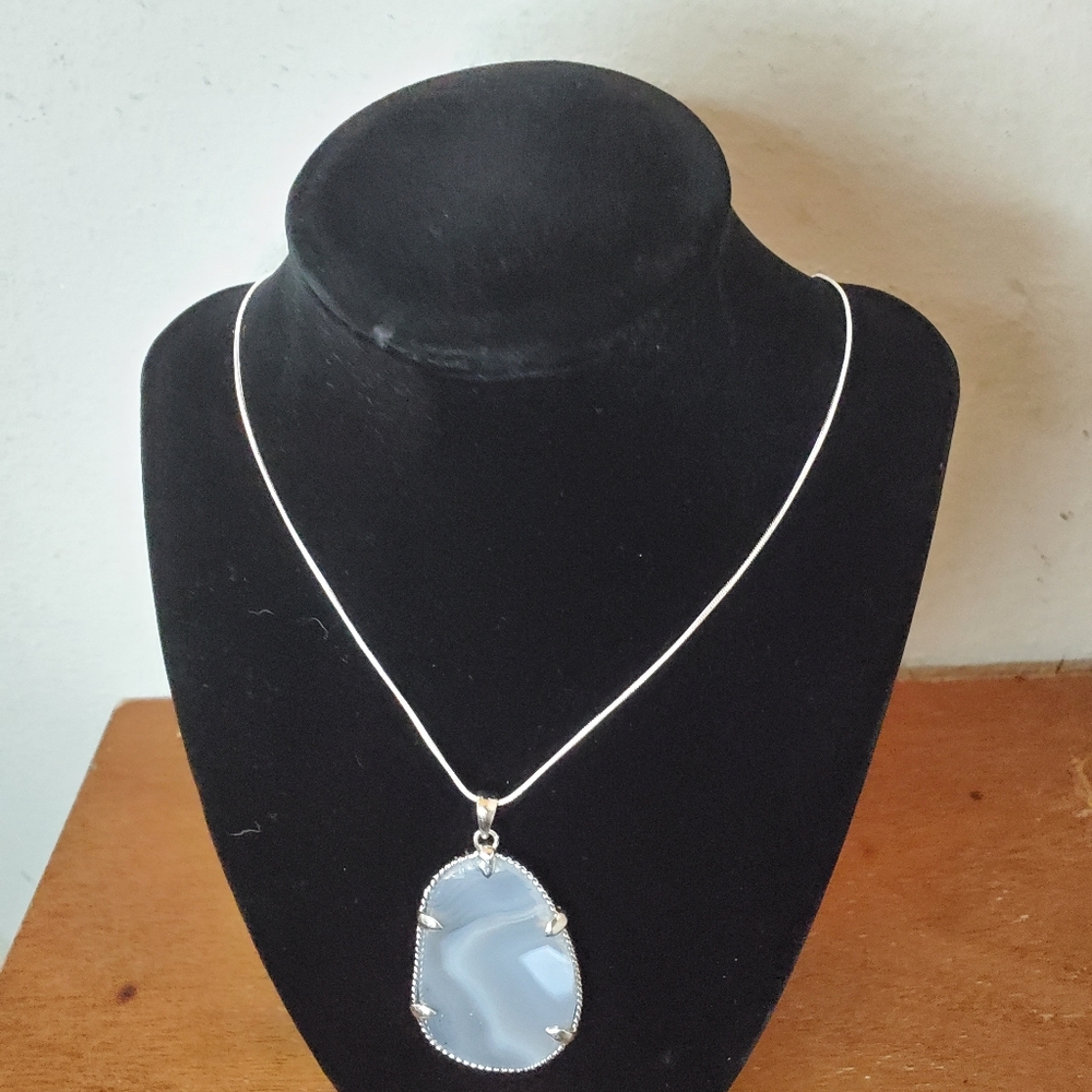 Jewelry - Picture 2 of 4